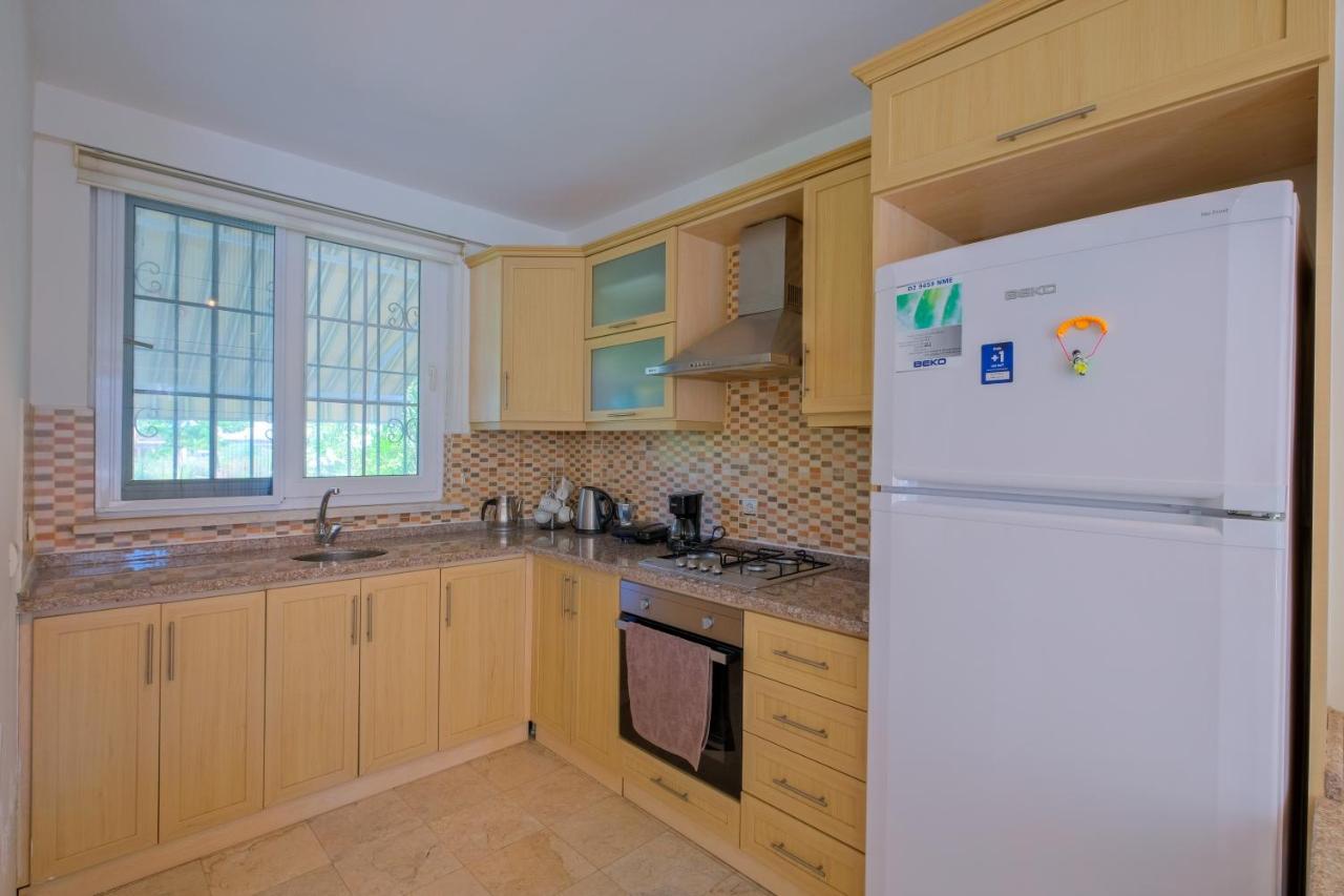 Yas Calis Beach Villa Fethiye Eksteriør bilde